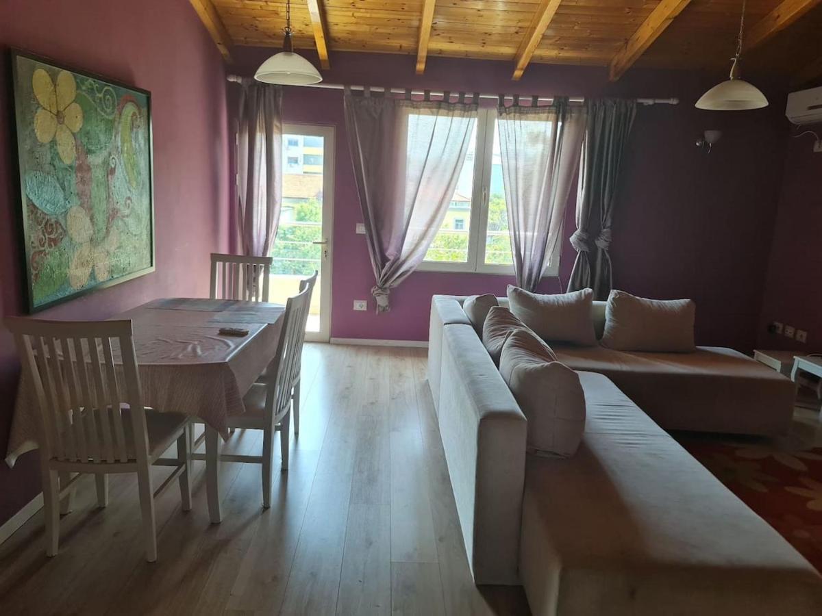 Penthahouse Shallvare * Tirana